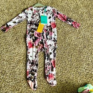 NWT posh peanut Rima footie 9-12 months